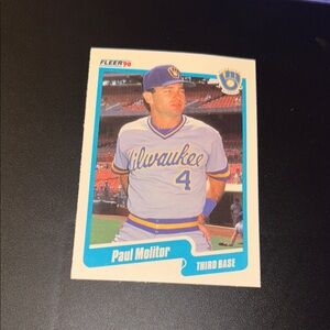Paul Molitor Fleer 1990Milwaukee Baseball Trading Card #330